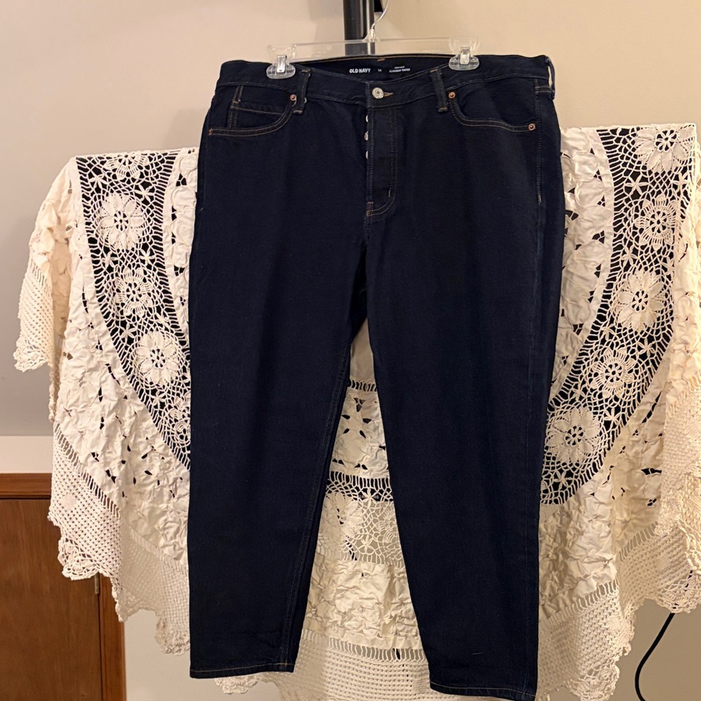 Old Navy Slouchy Taper Women's Jeans Size 14 NWOT